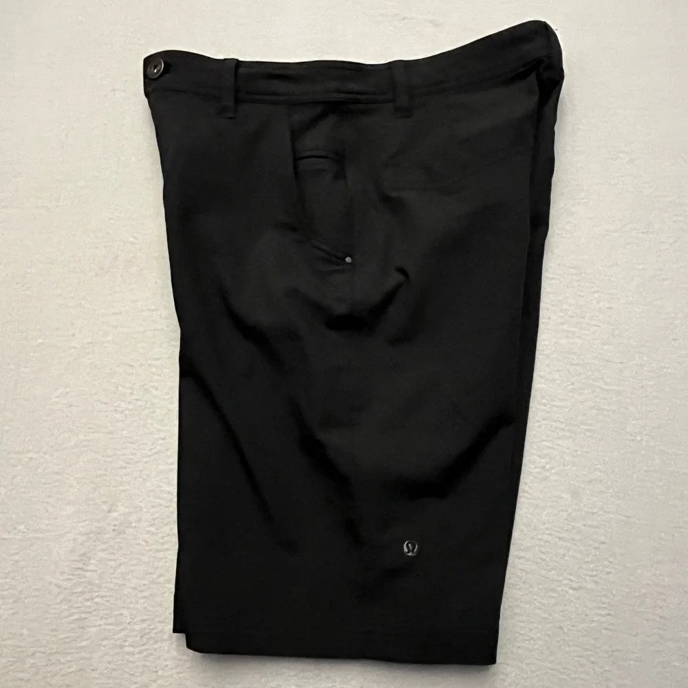 New Lululemon Commission Shorts Mens 30 Black Chino Commuter Golf Performance